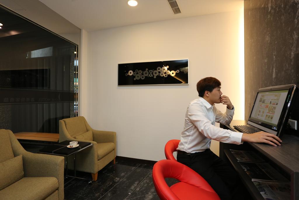 Chiayi Look Hotel Ngoại thất bức ảnh
